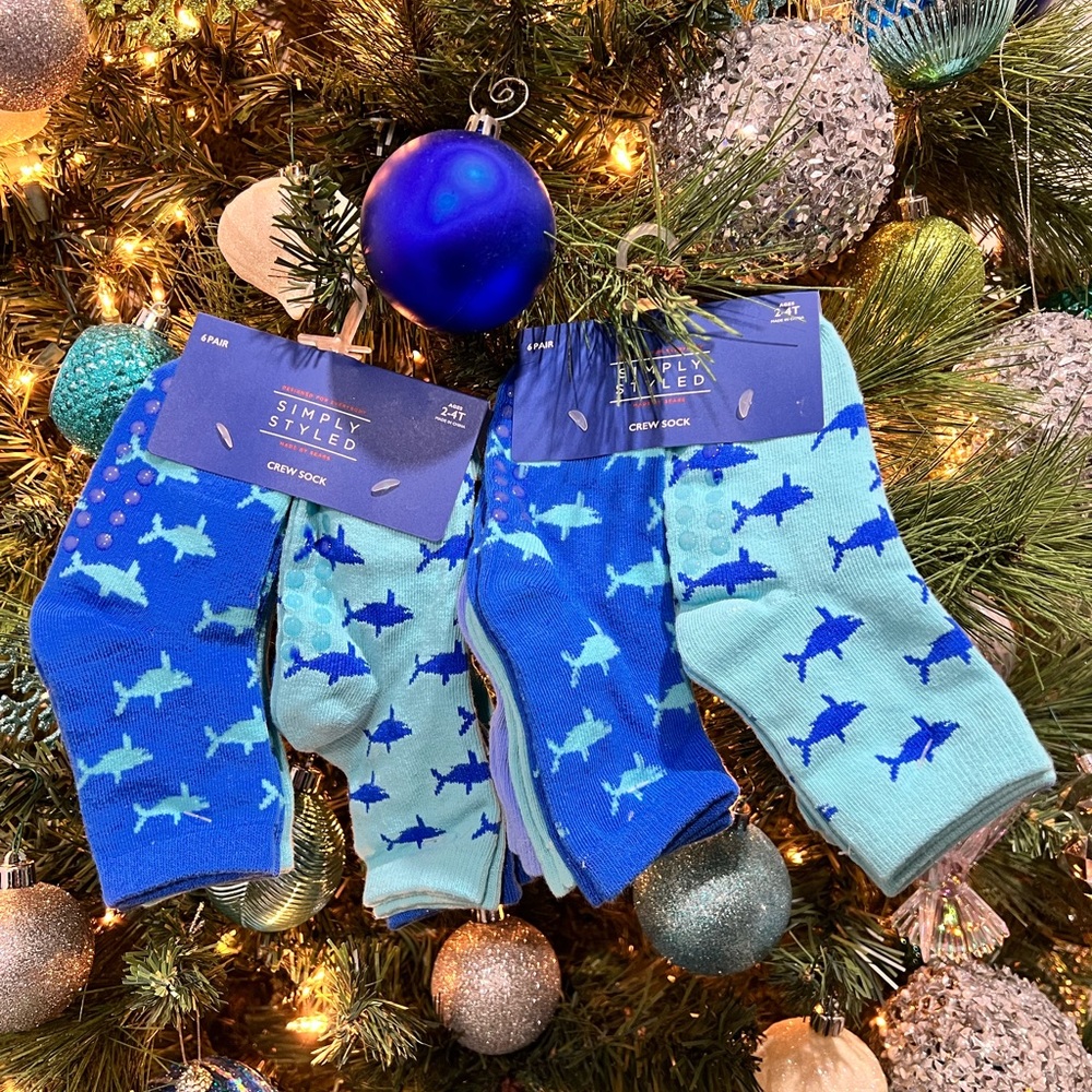 Toddler size 2-4 T 12 pairs Crew Shark Socks Non Slip Grip Bottoms 12 pairs